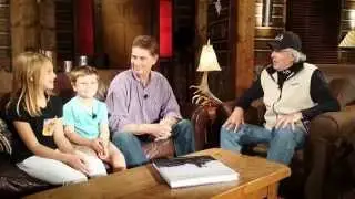 Buckmasters: Graycen, Colton, and Bill Jordan on the Set of the Jackie Bushman Show 2014