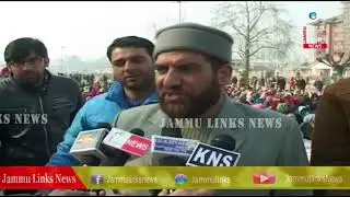 Demanding regularization NHM employees stage protest in Srinagar