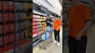 That was a close call 👀 #lunchly #drinkprime #Prime #feastables #lunch #mrbeast #loganpaul #ksi