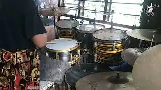 Slayer - Raining Blood ( on drums )