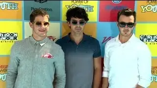 Jonas Brothers Not Bothered by Gay Rumors - Splash News | Splash News TV | Splash News TV