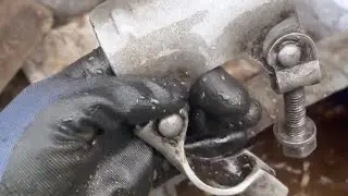 How to clean up old oily rusty scaffold fittings
