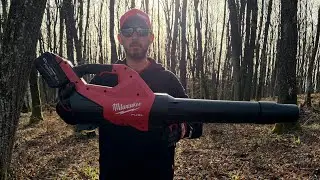 Milwaukee M18 FBLG3-0 blowing wet leaves in the forest.(Suflanta Milwaukee sufla frunze ude.)