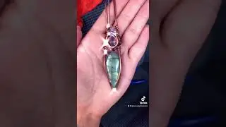 Watch me turn this Labradorite into a pendant ☺️