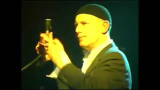 Nine Below Zero - Don't point  Your Finger At The Guitar Man - ( Live Wilbaston , 2003)