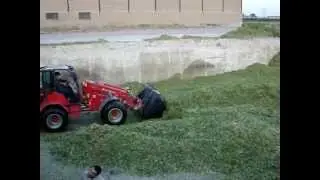 Schaeffer loader 9330T
