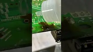 How to Desolder a Connector Without Damaging the Board | Pro Tip #Shorts