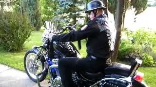 Suzuki Intruder VS 700