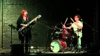 Susan Cowsill / Russ Broussard Duo playing I Love The Flower Girl at Manchester 65