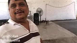 Caldo de pescado Coconaco preparado por el marisquero