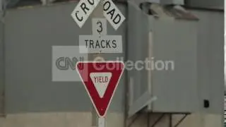 HUNT/S01/EP6/YIELD SIGN