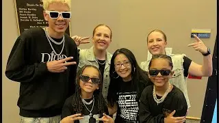 Tonight guest the Austin twins