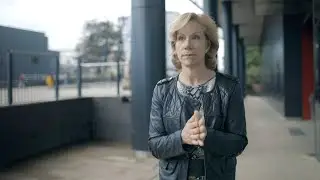 Juliet Stevenson reads Emily Dickinson's 