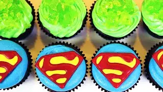 HOW TO MAKE SUPERMAN CUPCAKES - NERDY NUMMIES