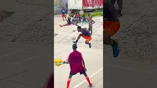 FUNNY FOOTBALL SKILLS 🤣