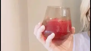 Saludi Colored Stemless Glasses, Great for all Wine Types and Occasions Review