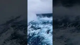 Ship Sailing in Rough Weather | Rough Weather at Sea | Huge Waves Very Rough Sea 