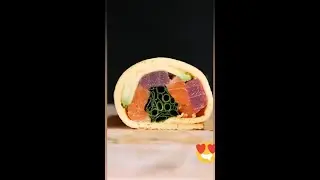 Sushi raw salmon 🍣