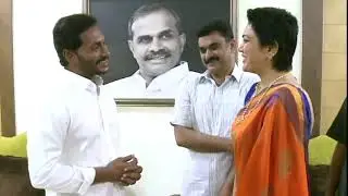 Actress Hema & Anchor Syamala joins YSRCP in presence of YS Jagan at Hyderabad party office
