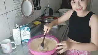 Fazendo Bolo Sozinha 👀