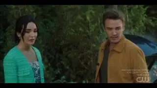 Nancy Drew &mdash; 4x01: Ryan asks Bess to stay away from the Glass&rsquo;.