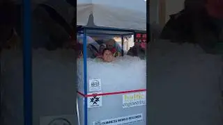 🥶️ Longest full body contact with ice - 3 hours, 6 mins and 45 secs by Katarzyna Jakubowska 🥶️