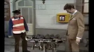 Toby Rix mit seinen Autohupen in der Rudi Carrell Show 1969