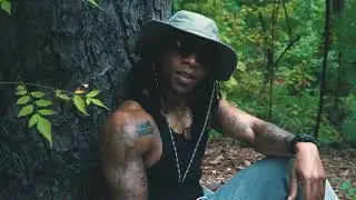 Trae-D - Sitting Under The Trees