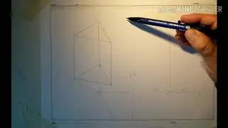 Assonometria isometrica di un prisma a base triangolare