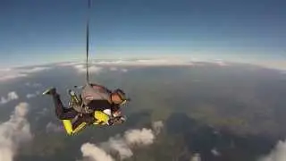 Saut en parachute tandem Dominique 15/06/2014 &agrave; Spa (Skydive Spa)