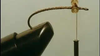 Fly Tying - How to make Dumb bell Eyes for Wals Mudeye | Liz Kreate