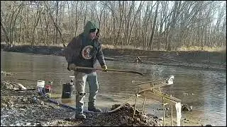 high banking & hand dredging for Ohio glacial gold & much more!)