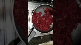 #Shorts Beetroot Halwa without sugar or jaggery / Healthy sweet with natural sweetness of beetroots
