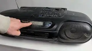 Vintage Panasonic RX-DT55 Portable Stereo CD System –