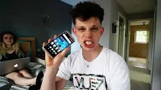 This COULD be the best VLOGGING Phone!