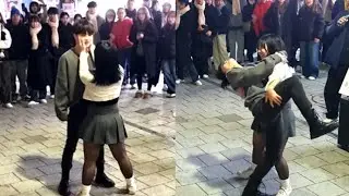 [STREET ARTIST] BE OUR: EUNBI & JM. SWITCHING ROLES. HONGDAE BUSKING SELECTION.