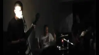 crawlers-another way to survive fabrica do rock contest.avi