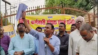 UPPCLनिजीकरण के विरोध में धरना प्रदर्शन करते हुए।Protest against privatisation of PuVVNL and Dvvnl