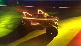 TIGER SHARK 🐯 🦈 MONSTER TRUCK DONUT COMPETITION HOT WHEELS MONSTER TRUCKS 1.20.24
