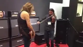 Doug Aldrich & Jozef Nadj testing Baroni Lab 100W Mini Amp
