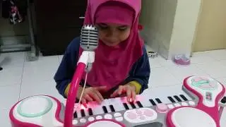 Elle learning to read notes