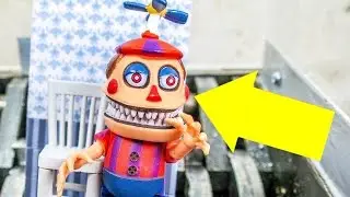 Shredding Five Nights at Freddy's FNAF Balloon Boy! McFarlane Toys Fun with Balloon Boy Unboxing