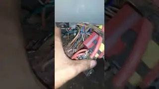 Como instalar alarme no Gol G4 com travas original usando a universal na porta do motorista.