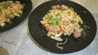 Creamy Fusilli pasta with halal spicy chicken suaseges || KATT Kitchen #18