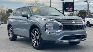 2025 MITSUBISHI OUTLANDER SE  (Moonstone Gray Metallic w/ Panoramic Sunroof)