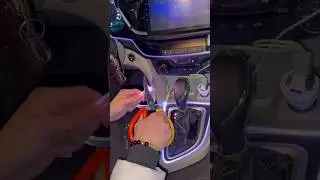 Wiring-free ambient light &ndash; just plug it into the gap! USB is so convenient Car