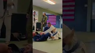 Jiujitsu sweep to arm bar #chokes #bjj #jiujitsu #mma #jeanjacquesmachado #martialarts #tap #brazil