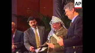 Belgium/West Bank - World Bank Pledges Aid
