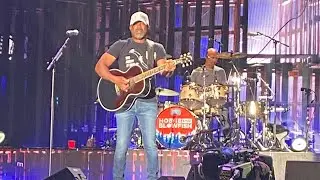 Hootie and the Blowfish: &ldquo;I Go Blind&rdquo; Hersheypark Stadium Hershey, PA 6/28/24