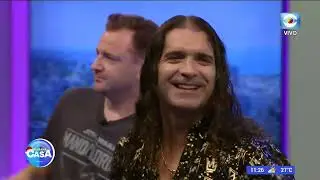 Charly Sosa canta 